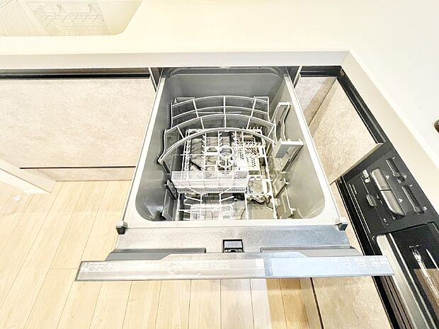 面倒なお片づけは食洗機にお任せ!家事の負担が減って、時間にも気持ちにもゆとりができます。