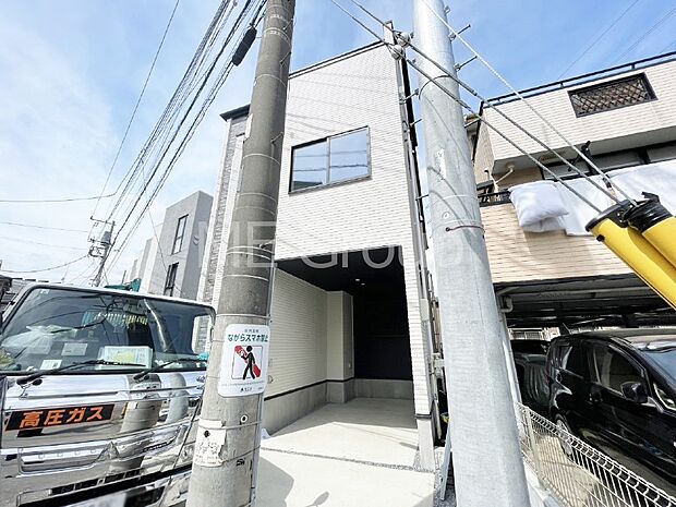 溢れる陽光でご家族の笑顔も輝く