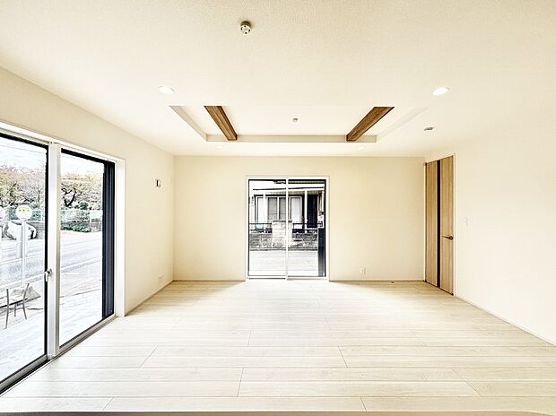 家族の笑顔が自然と生まれてくる、そんな雰囲気のダイニングに仕上がっています 