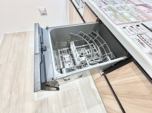 面倒なお片づけは食洗機にお任せ!家事の負担が減って、時間にも気持ちにもゆとりができます。