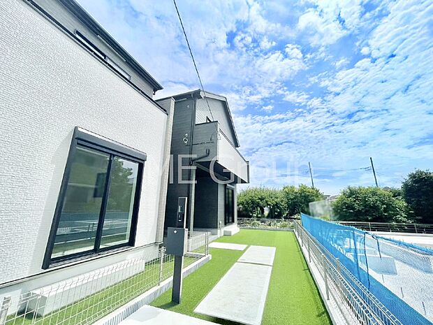 たっぷりの陽光と心地よい風が舞い込む住まい
