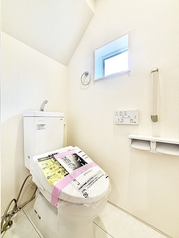 トイレは1階と2階それぞれに配置されていてとても便利です。