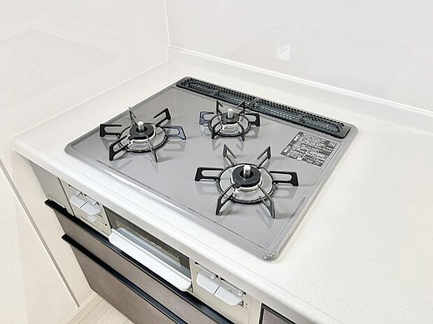 三口ガスコンロでお料理が一気にはかどりそう  