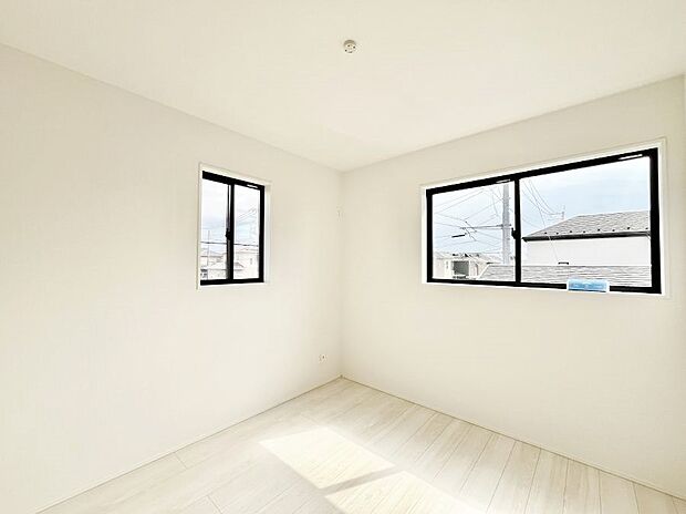 2面採光を確保した明るい空間。家族みんなが快適な暮らしを実現する設計です。