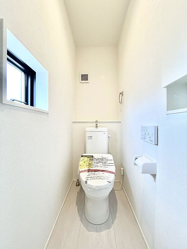 トイレは1階と2階それぞれに配置されていてとても便利です。