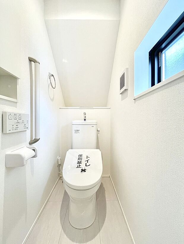 トイレは1階と2階それぞれに配置されていてとても便利です。