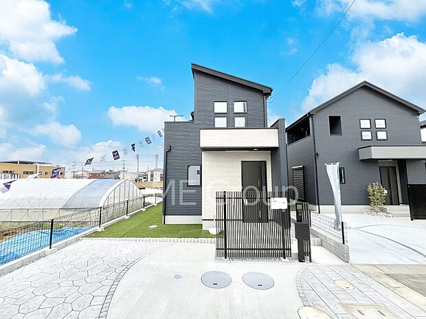 洗練された外観、上質な住空間が広がる室内は永く安心して過ごせる住居です。 