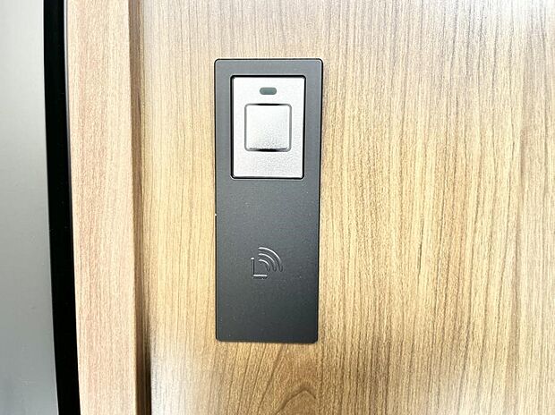 ラクラク開錠!スマートコントロールキー。