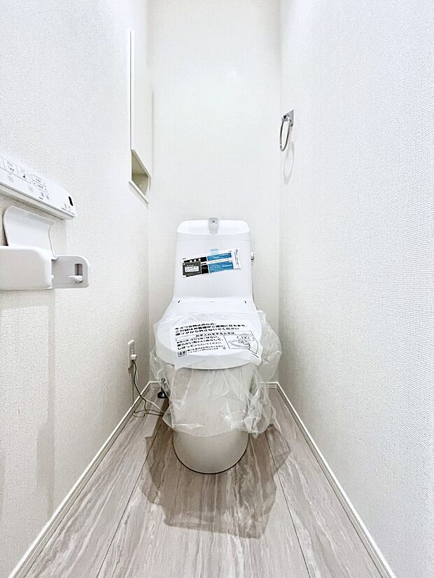 トイレは1階と2階それぞれに配置されていてとても便利です。