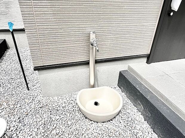 ガーデニングやお掃除に便利な外水栓