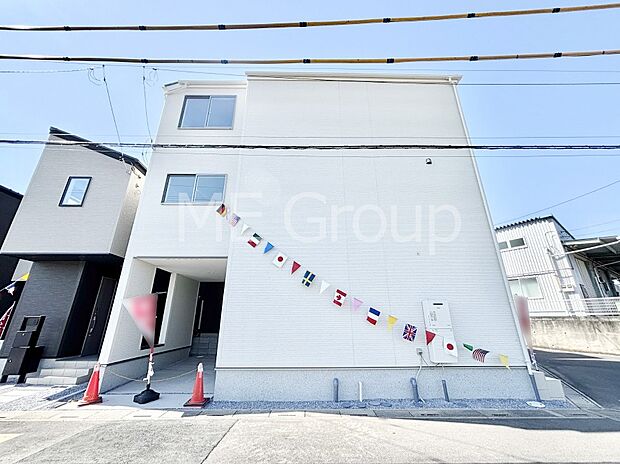 たっぷりの陽光と心地よい風が舞い込む住まい