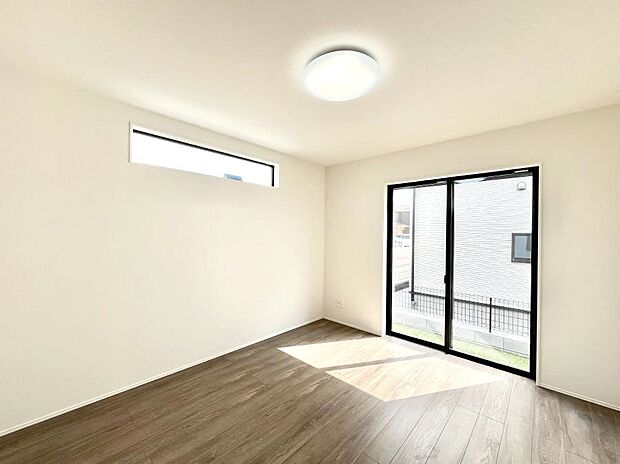 爽やかな日差しがお部屋全体を優しく包み込んでくれます