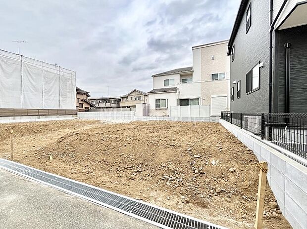 たっぷりの陽光と心地よい風が舞い込む住まい