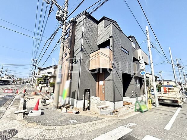 たっぷりの陽光と心地よい風が舞い込む住まい
