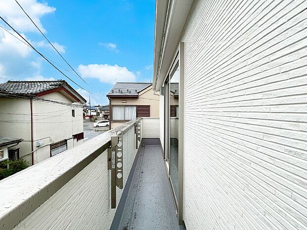 風通しの良いバルコニー