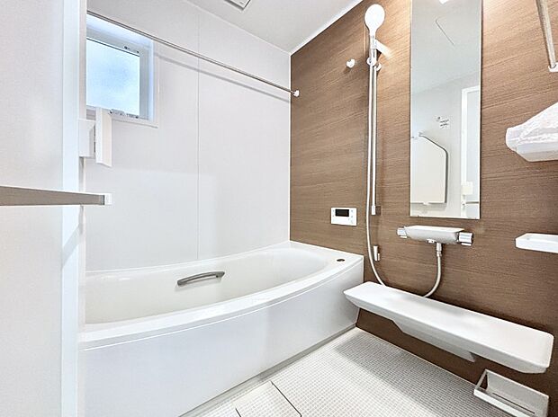 一日の疲れを癒やす大切なバスタイム。ゆっくりとお風呂を楽しんで疲れをとりたいですね!