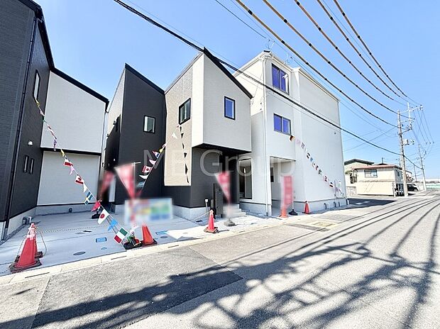 見通しの良さとともに、街並みに開放感を与えてくれます。