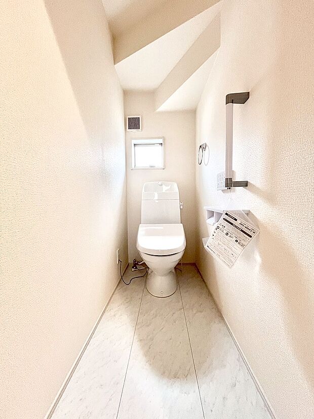 トイレは1階と2階それぞれに配置されていてとても便利です。