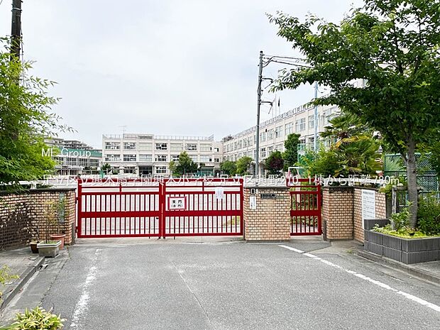 小学校 780m 足立区立興本扇学園興本小学校