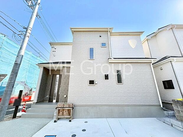 たっぷりの陽光と心地よい風が舞い込む住まい