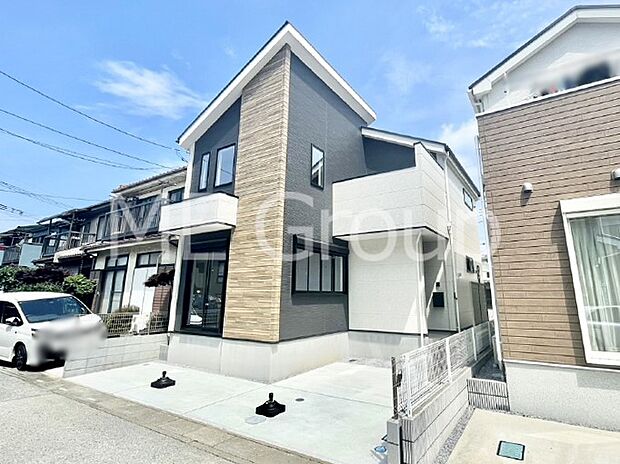洗練された外観、上質な住空間が広がる室内は永く安心して過ごせる住居です。