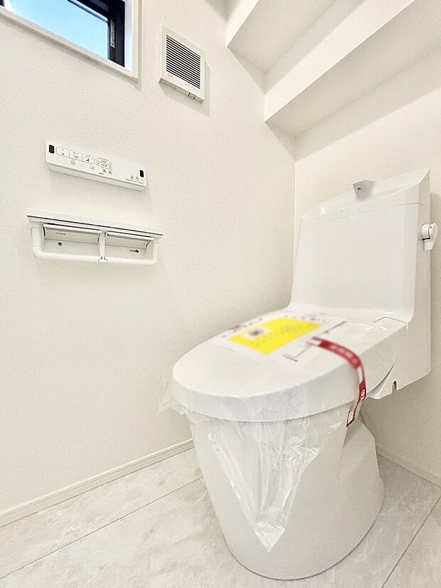 トイレは安心の2箇所!朝のバタバタも一安心です。