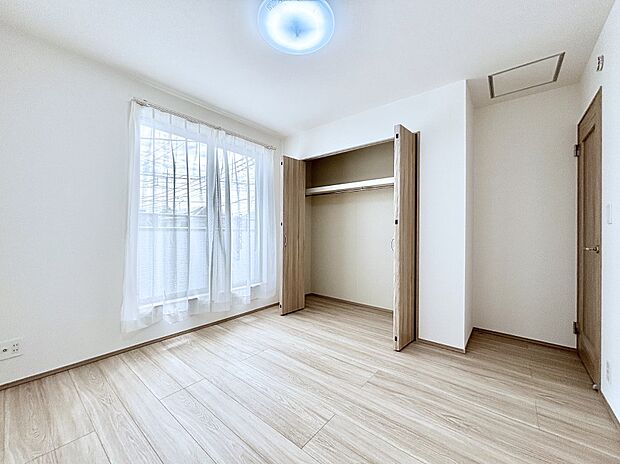 収納が充実しているので、居住スペースを広く使えます。