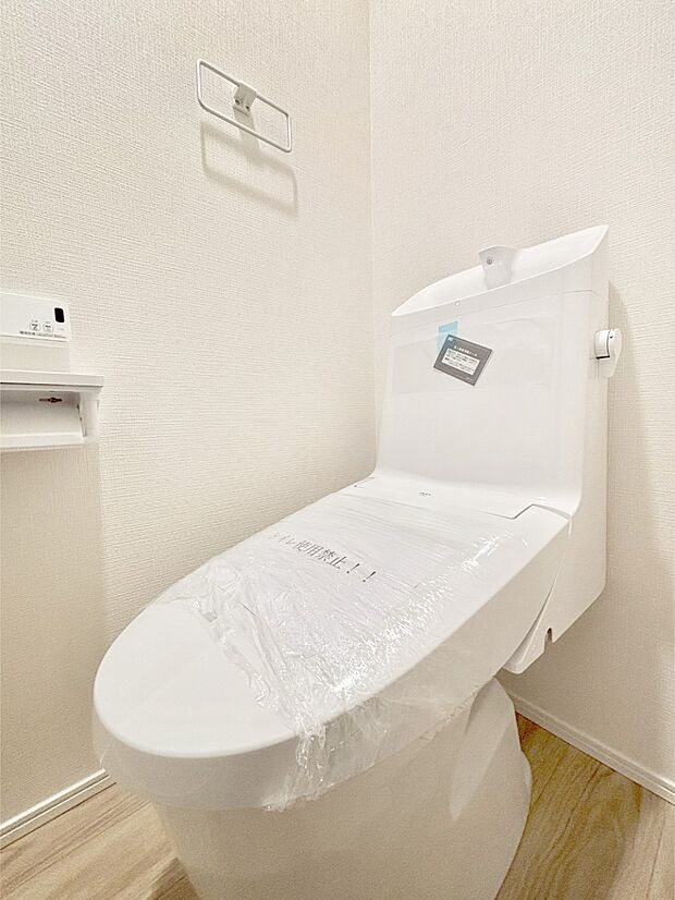 トイレは安心の2箇所！朝のバタバタも一安心です。
