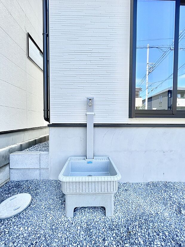 ガーデニングやお掃除に便利な外水栓