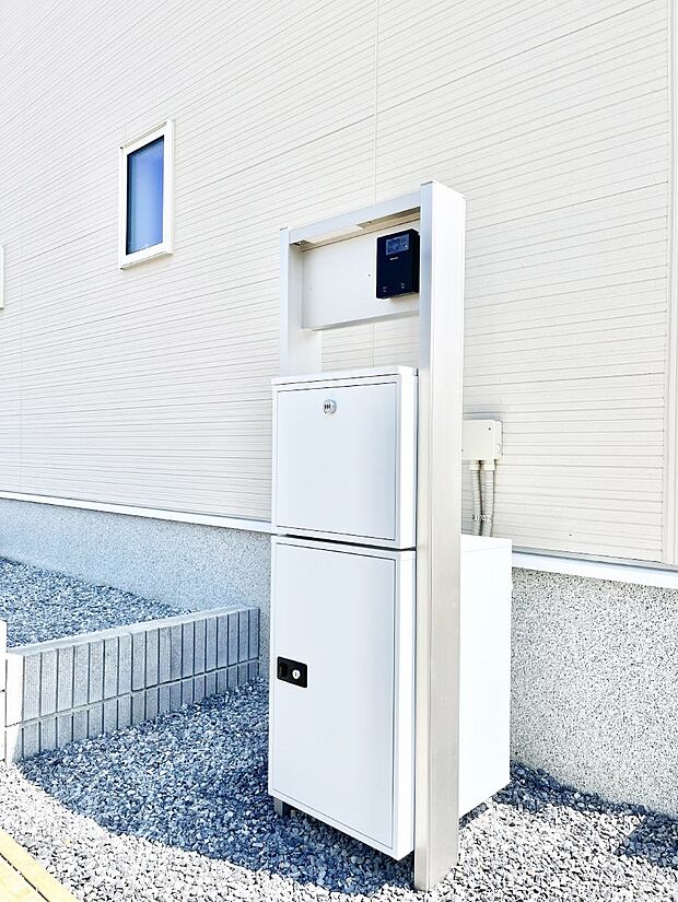 表札・インターホン・ポストをひとつに集約