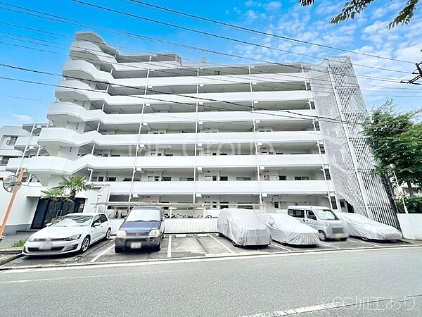 溢れる陽光でご家族の笑顔も輝く