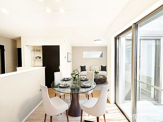 落ち着いた雰囲気のＬＤＫは家族みんなの快適空間※家具はCGです