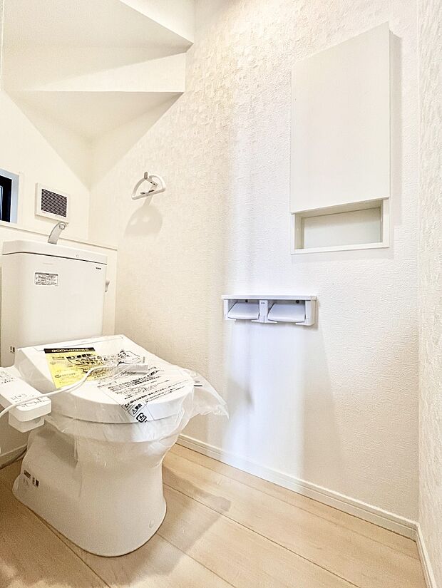 トイレは1階と2階それぞれに配置されていてとても便利です。 