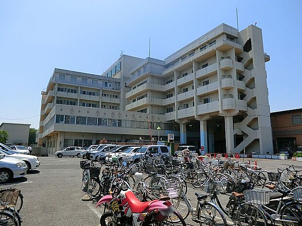 病院 800m 千葉西総合病院