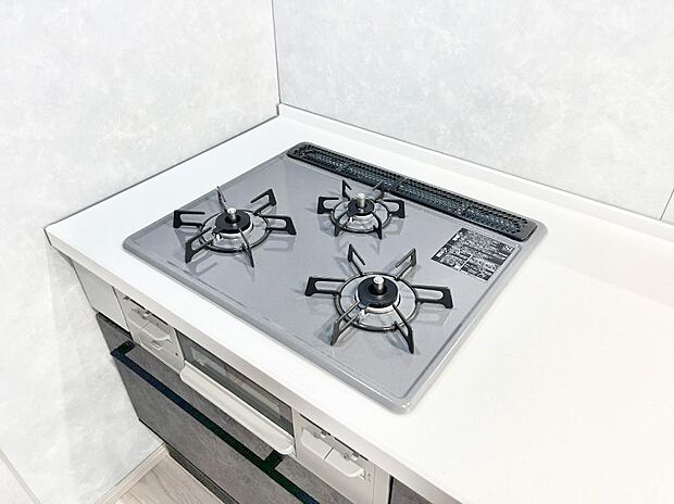 三口ガスコンロでお料理が一気にはかどりそう。