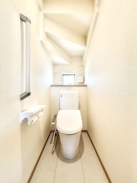 トイレは1階と2階それぞれに配置されていてとても便利です。