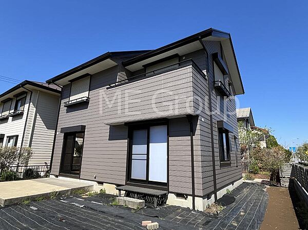 たっぷりの陽光と心地よい風が舞い込む住まい