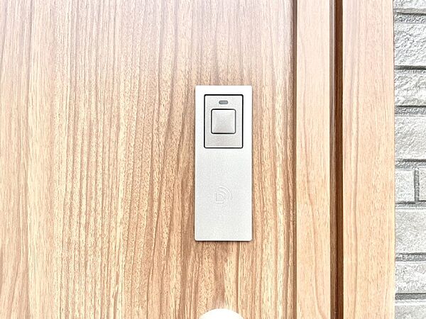 スマートに開錠できる電子キー