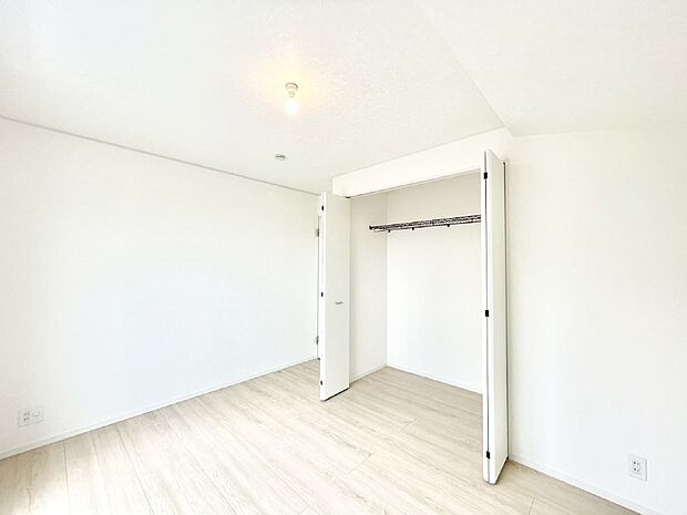 収納が充実しているので居住スペースを広々使えます