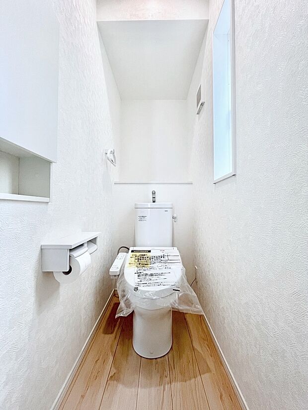 トイレは1階と2階それぞれに配置されていてとても便利です。 