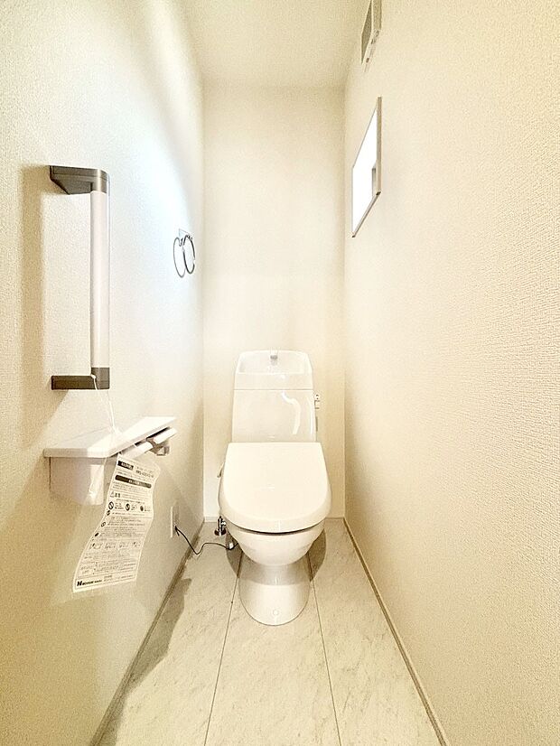 トイレは1階と2階それぞれに配置されていてとても便利です。