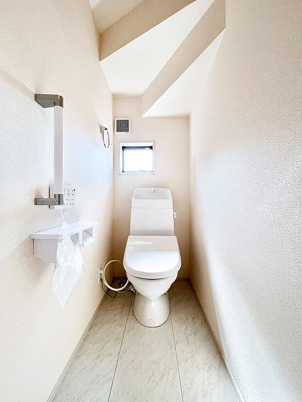 ウォシュレット付きトイレが1階と2階それぞれに配置されていてとても便利です。