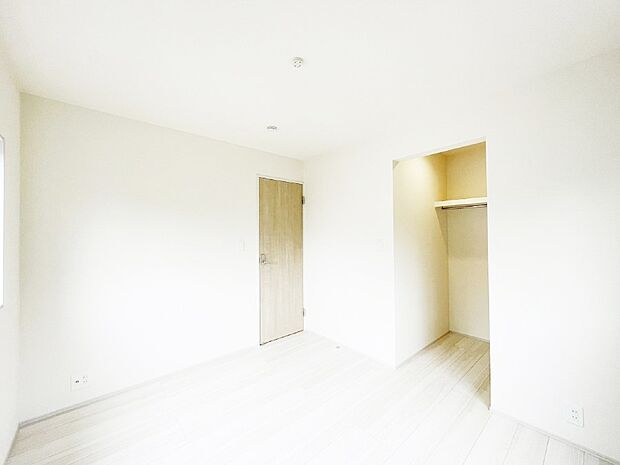 収納が充実しているので居住スペースを広々使えます