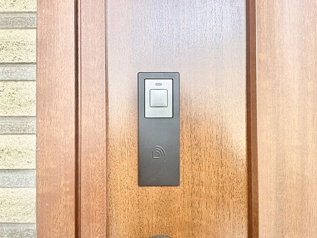 ラクラク開錠！スマートコントロールキー。