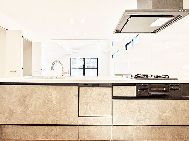 お料理を効率的に、楽しく！システムキッチン