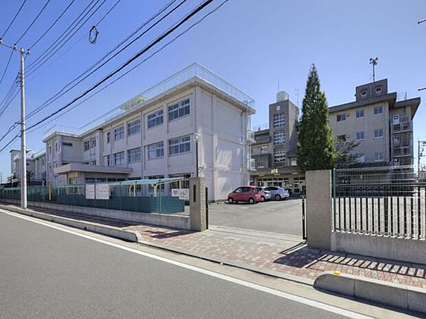 中学校 1440m 三郷市立北中学校