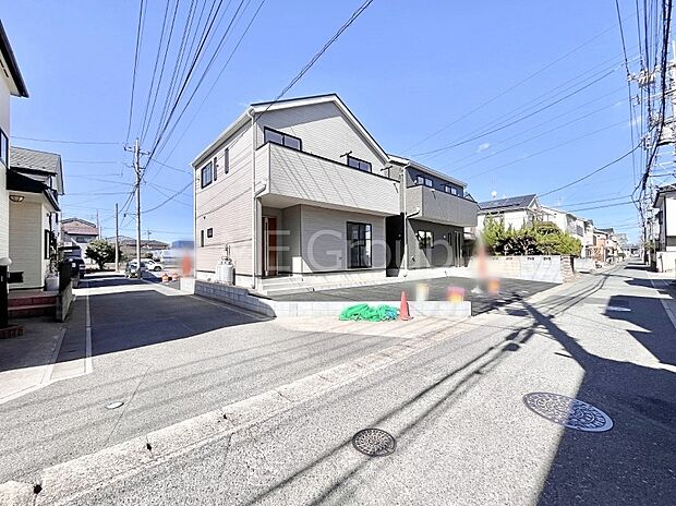 角地なので日当たりも良く、お家が堂々として見えます。