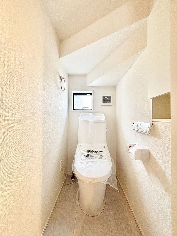 トイレは安心の2箇所!朝のバタバタも一安心です。