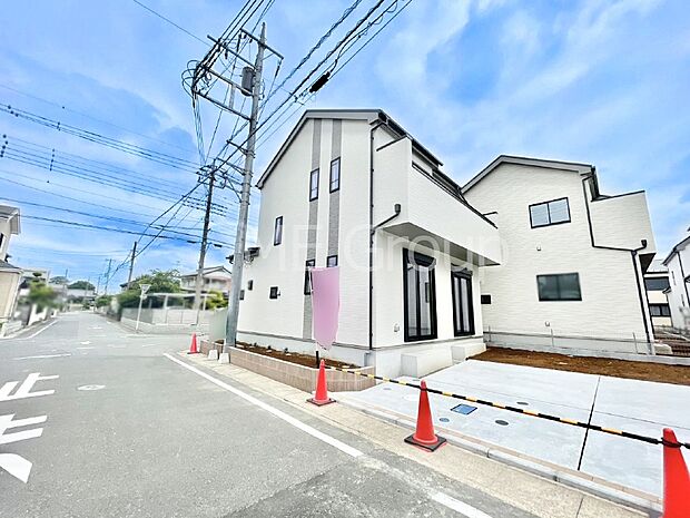 たっぷりの陽光と心地よい風が舞い込む住まい