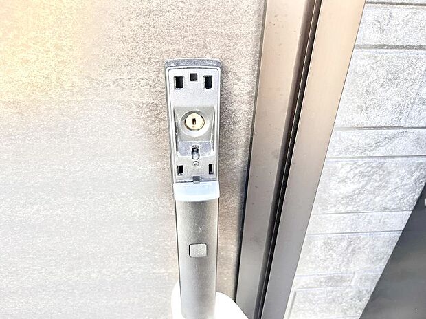 スマートに開錠できる電子キー